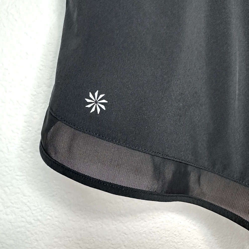 Athleta Mesh Racer Run 2.5” short, black, medium - Picture 9 of 13
